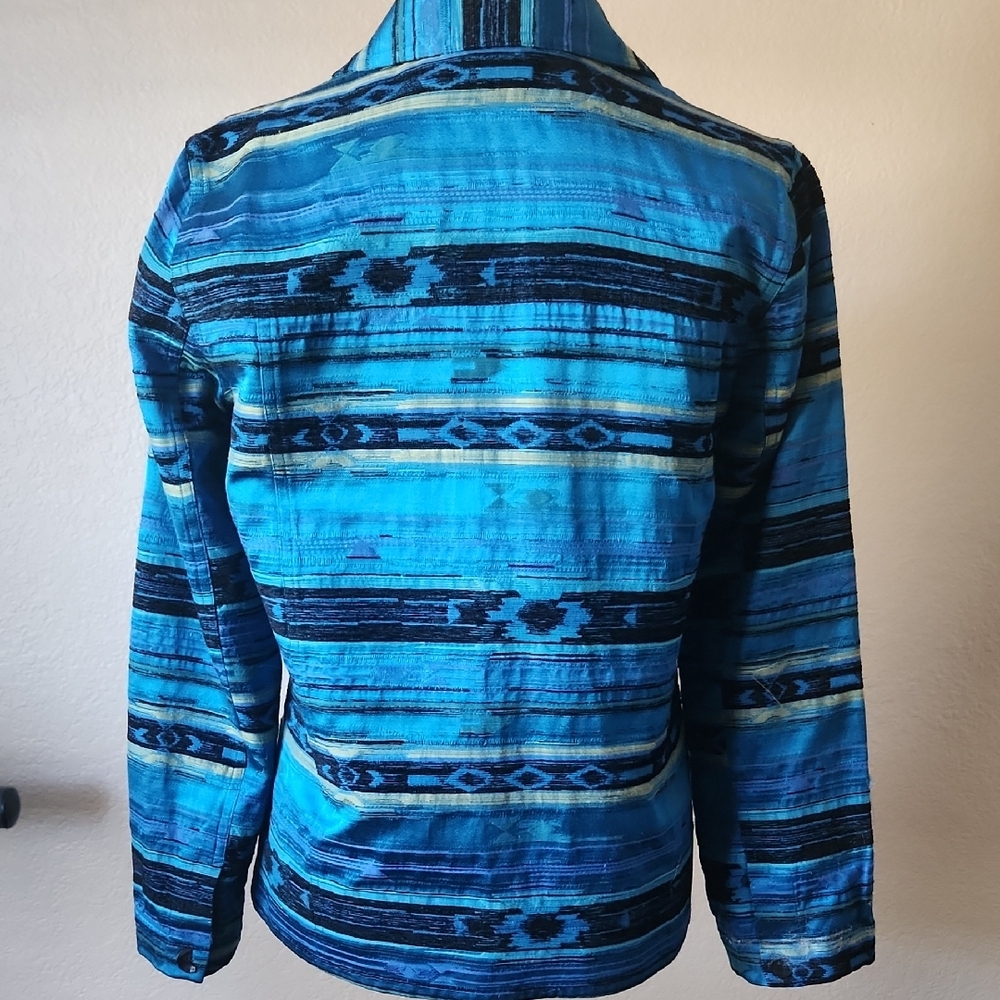 Vibrant Blue Patterned Women's Jacket - Picture 3 of 6